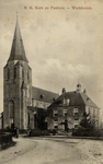 15258 Gezicht op de voor- en rechtergevels van de Rooms-katholieke kerk en pastorie (Herenstraat 9-11) te ...